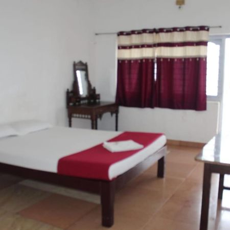 Flip Flops Beach Shack Hotel Mahabalipuram Exterior photo